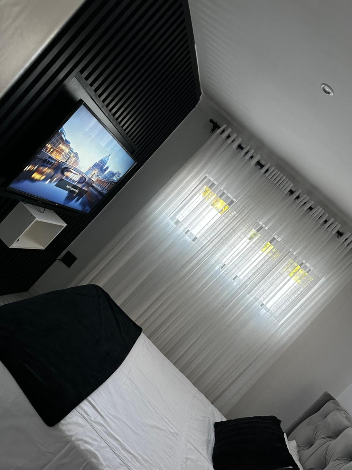 Nicky'S Guest House Roodepoort Buitenkant foto